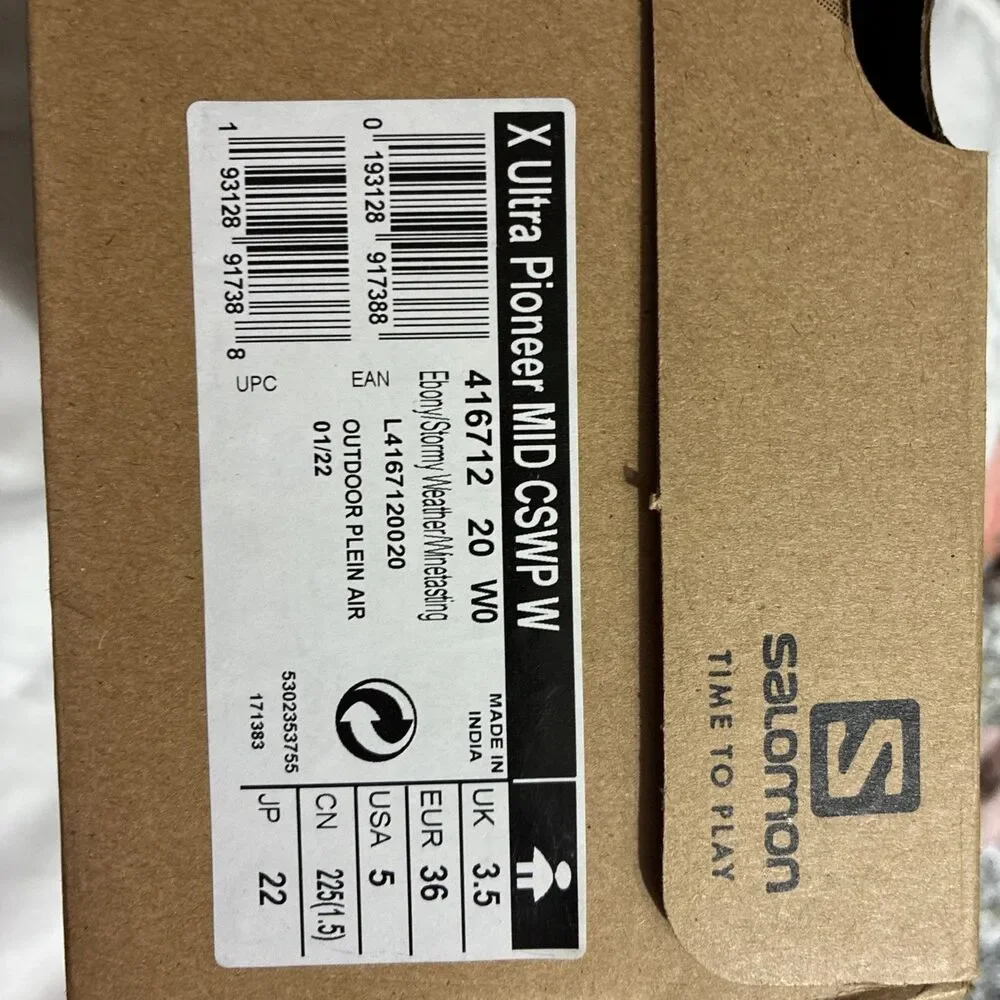 Salomon X ULTRA PIONEER MID CSWP WOMENS/Ebony Stormy Weather Wine Tasting Size 5